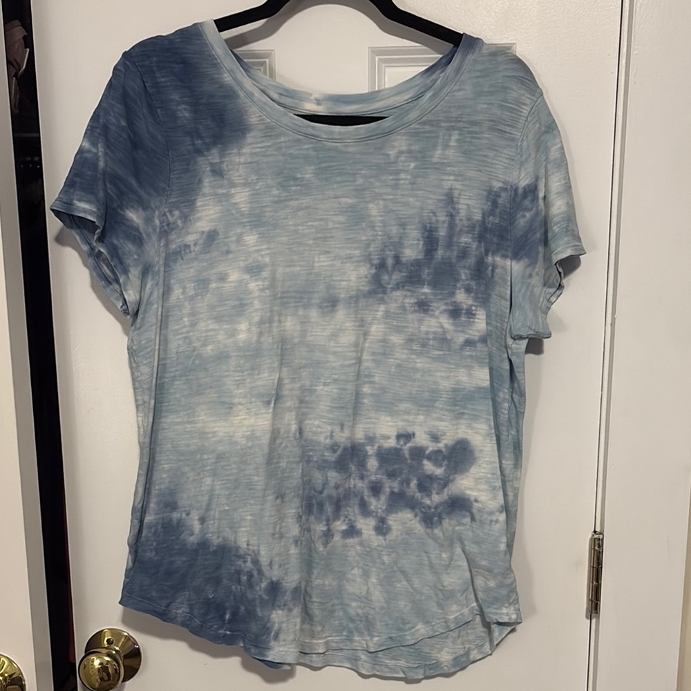Old Navy Blue Tie-Dye Short Sleeve T-Shirt
